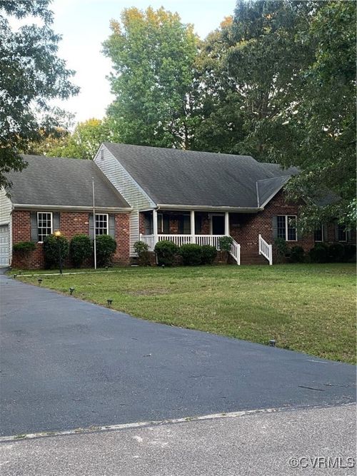 8304 Elizabeth Ann Dr, Mechanicsville, VA, 23111-6094 | Card Image
