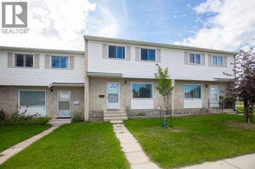 a2-35 Nash St, Red Deer, AB, T4P1X9 | Card Image