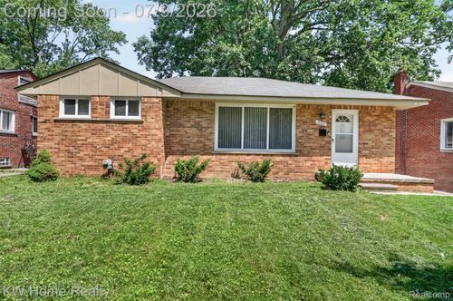 14620 Pearson St, Oak Park, MI, 48237-2610 | Card Image