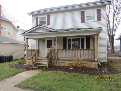 505 Washington St, Marine City, MI, 48039-1677 | Card Image