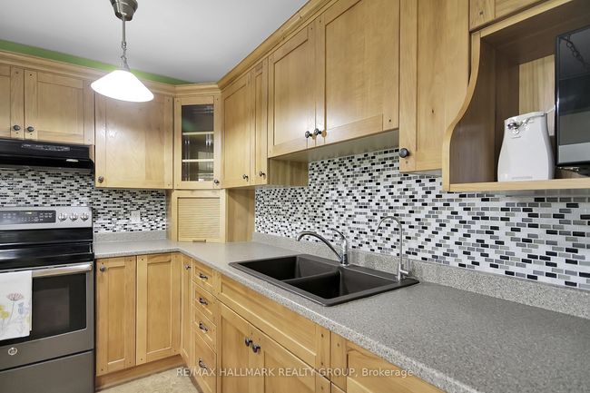 8441 Mitch Owens Rd, House other with 3 bedrooms, 3 bathrooms and 8 parking in Edwards ON | Image 6