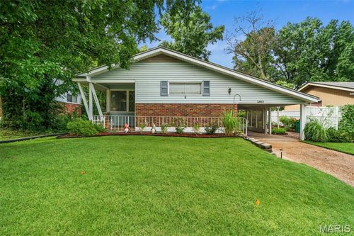 2353 Berwyn Dr, Saint Louis, MO, 63136-5401 | Card Image