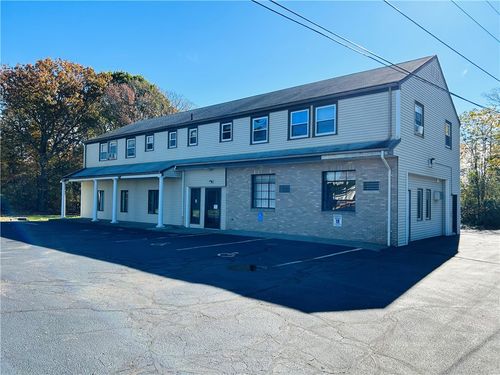 286 Maple Ave, Barrington, RI, 02806-3437 | Card Image