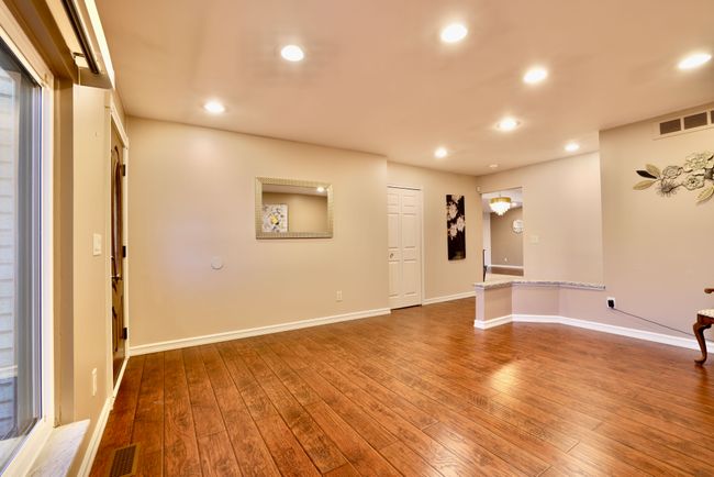 38754 Arlingdale Dr, House other with 3 bedrooms, 3 bathrooms and null parking in Sterling Heights MI | Image 9