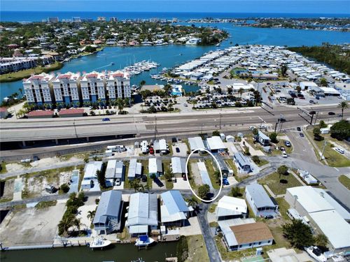 106 Bayou Dr, Venice, FL, 34285-6001 | Card Image