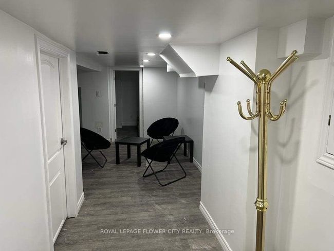 1122 Louis Ave, House other with 3 bedrooms, 3 bathrooms and 4 parking in Windsor ON | Image 24