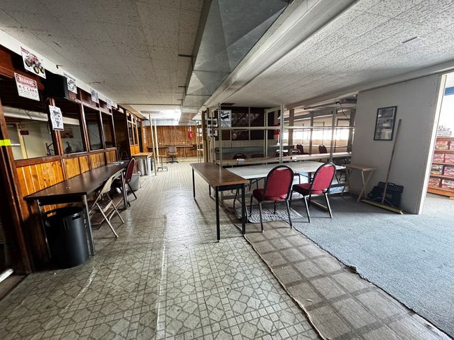 808 Des Moines St, Home with 0 bedrooms, 2 bathrooms and null parking in Webster City IA | Image 4