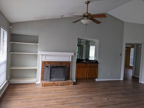 apt-623-3101 Townbluff Dr, Plano, TX, 75075-9135 | Card Image