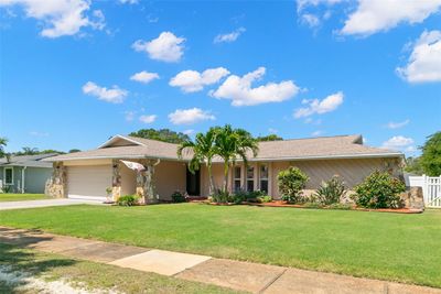 9414 Laura Anne Drive, House other with 4 bedrooms, 2 bathrooms and null parking in Seminole FL | Image 3