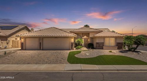 8306 W Tonto Lane, Peoria, AZ, 85382 | Card Image