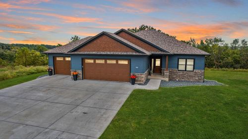 928 Overlook Dr Nw, Preston, MN, 55965-2817 | Card Image