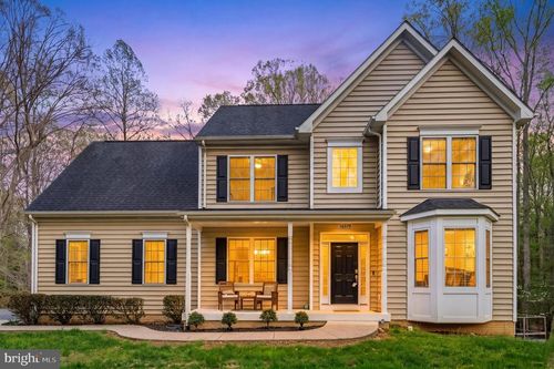 16379 Covey Cir, AMISSVILLE, VA, 20106-2246 | Card Image