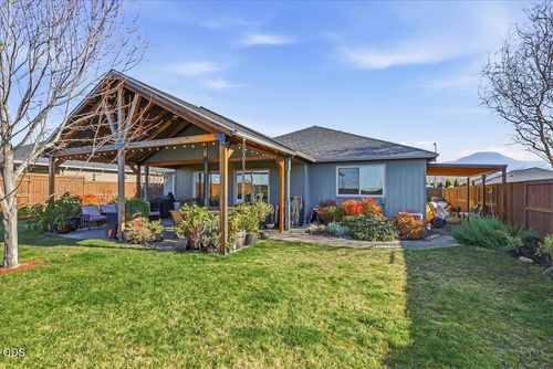 3229 Pecan Ct, Medford, OR, 97504-5892 | Card Image