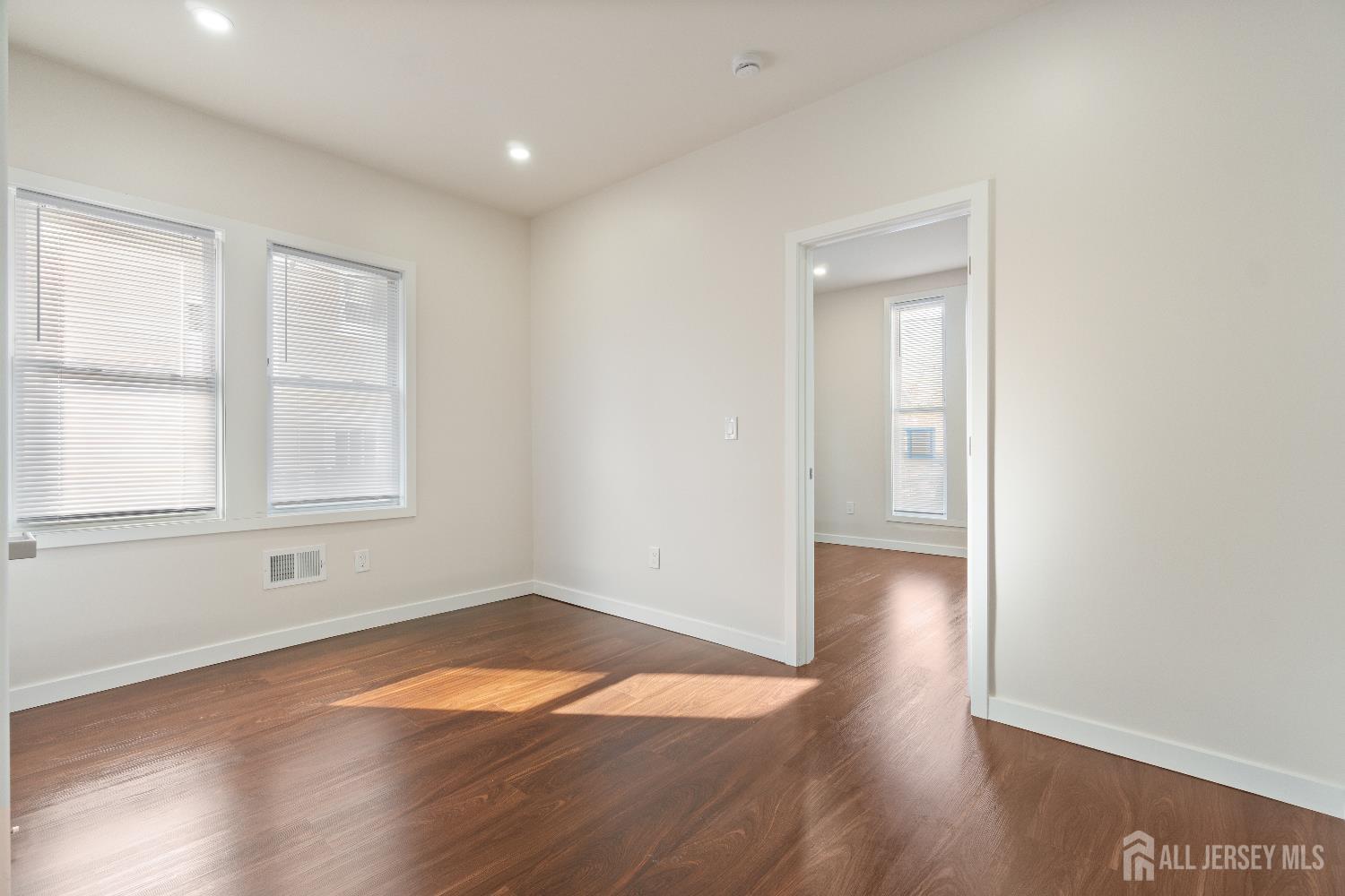 Residential Lease in Plainfield 2