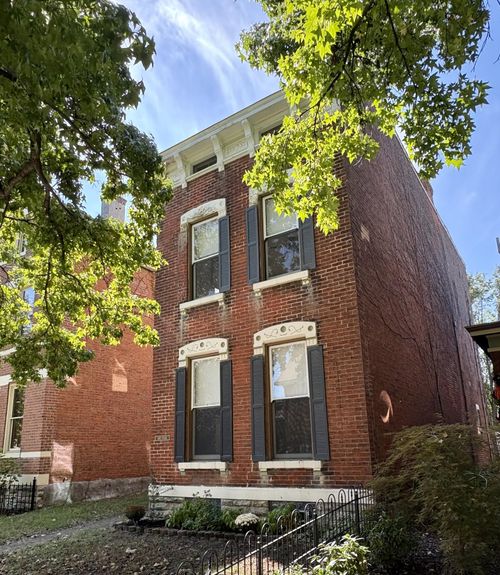 836 Park Ave, Newport, KY, 41071-2058 | Card Image