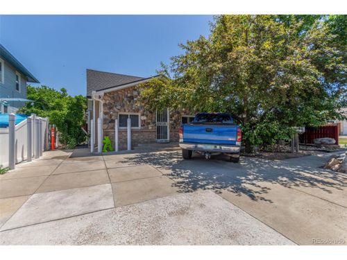 310 S 2nd Ave, Brighton, CO, 80601-2039 | Card Image