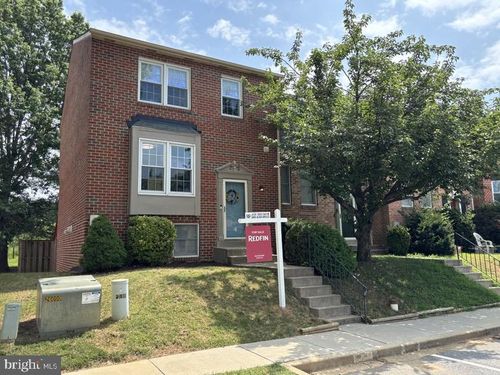 100 Adams Way, WALKERSVILLE, MD, 21793-8229 | Card Image