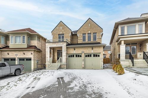 8 Deepwood Cres, East Gwillimbury, ON, L9N0P8 | Card Image