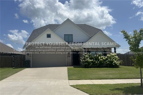 4397 W Newton Ave, Fayetteville, AR, 72704-4045 | Card Image