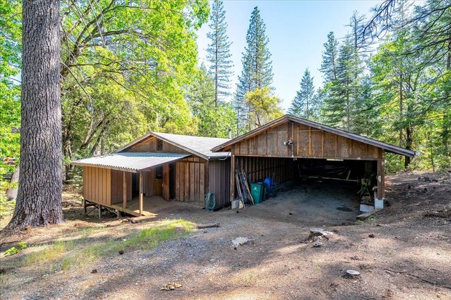 Second garage and detached workshop | Image 7