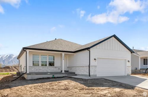 591 N 550 W, Smithfield, UT, 84335-4762 | Card Image