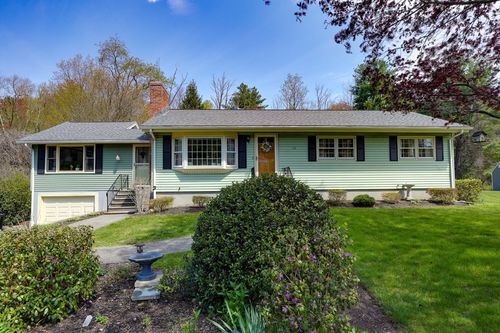 14 Mohawk Dr, Northborough, MA, 01532-1328 | Card Image