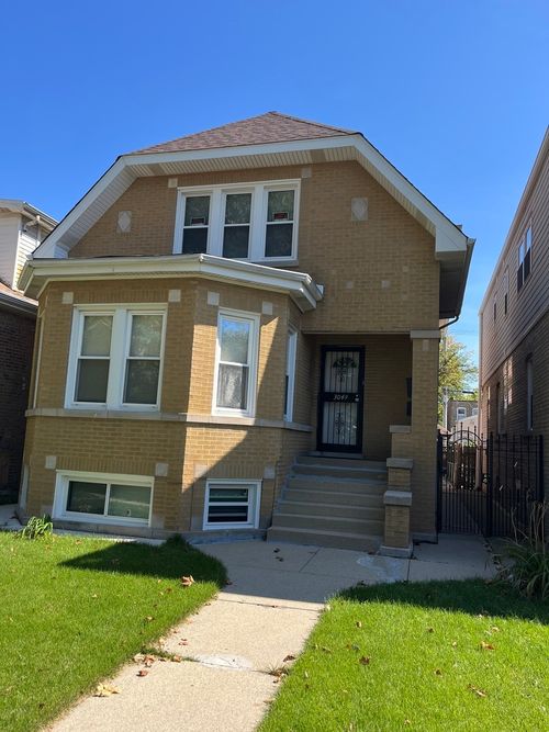 2-3049 N Kenneth Ave, Chicago, IL, 60641-5305 | Card Image