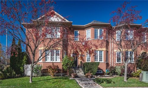 2130 Forest Gate Pk, Oakville, ON, L6M4B4 | Card Image