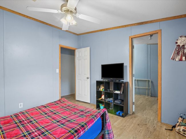 403 Se County Road 3048 C, House other with 3 bedrooms, 2 bathrooms and null parking in Corsicana TX | Image 23