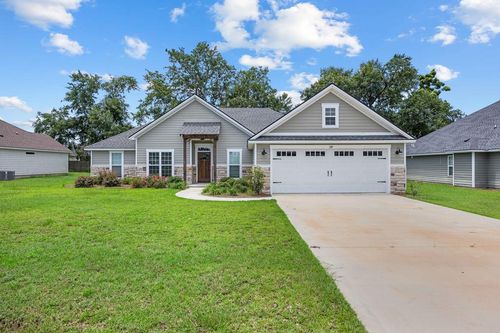 120 Audrey Ln, Hahira, GA, 31632-4279 | Card Image