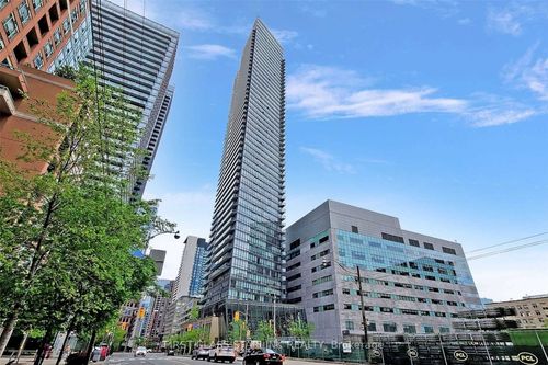 3801-832 Bay St, Toronto, ON, M5S1Z6 | Card Image