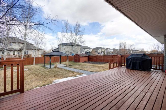 104 1 Avenue Se, Home with 5 bedrooms, 3 bathrooms and 4 parking in Langdon AB | Image 29