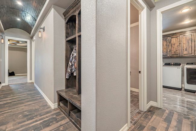 7113 E County Road 114, House other with 4 bedrooms, 4 bathrooms and 3 parking in Midland TX | Image 58
