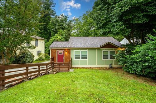 577 Commercial Ave Nw, Atlanta, GA, 30318-6119 | Card Image
