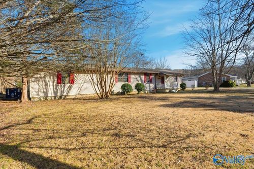 1008 Peck Rd Ne, Huntsville, AL, 35801-1759 | Card Image