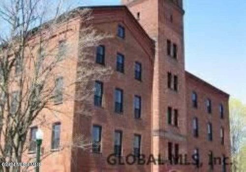 apt-401-387 3rd Ave, Troy, NY, 12182-3049 | Card Image