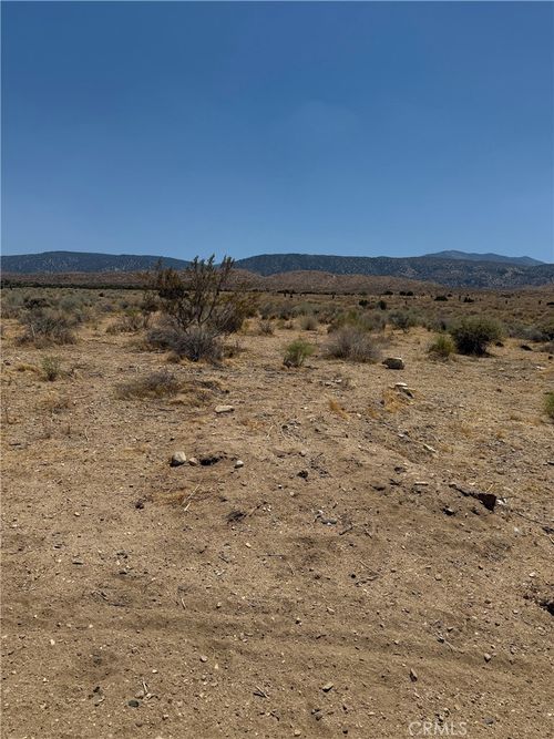 226 Vac/Cor Avenue, Llano, CA, 93544 | Card Image