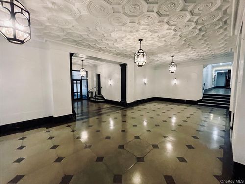 apt-3e-2199 Holland Ave, Bronx, NY, 10462-1754 | Card Image