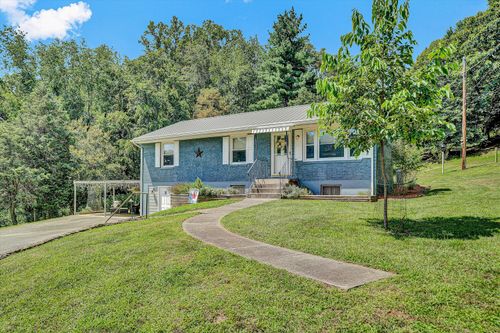 2332 Rutrough Rd, Roanoke, VA, 24014-4650 | Card Image
