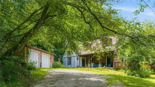1020 Skyline Dr, Kittanning, PA, 16201-7642 | Card Image