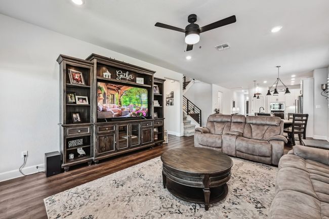 113 Cibolo Creek Loop, House other with 3 bedrooms, 3 bathrooms and 4 parking in Bastrop TX | Image 13