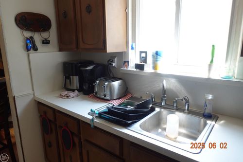 4166 Porter Ave, Lincoln Park, MI, 48146-4038 | Card Image