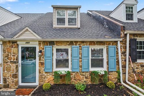 885 Woodlawn Ave, PHOENIXVILLE, PA, 19460-4031 | Card Image