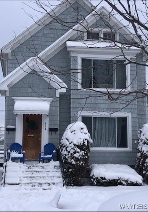 424 Taunton Pl, Buffalo, NY, 14216-2019 | Card Image