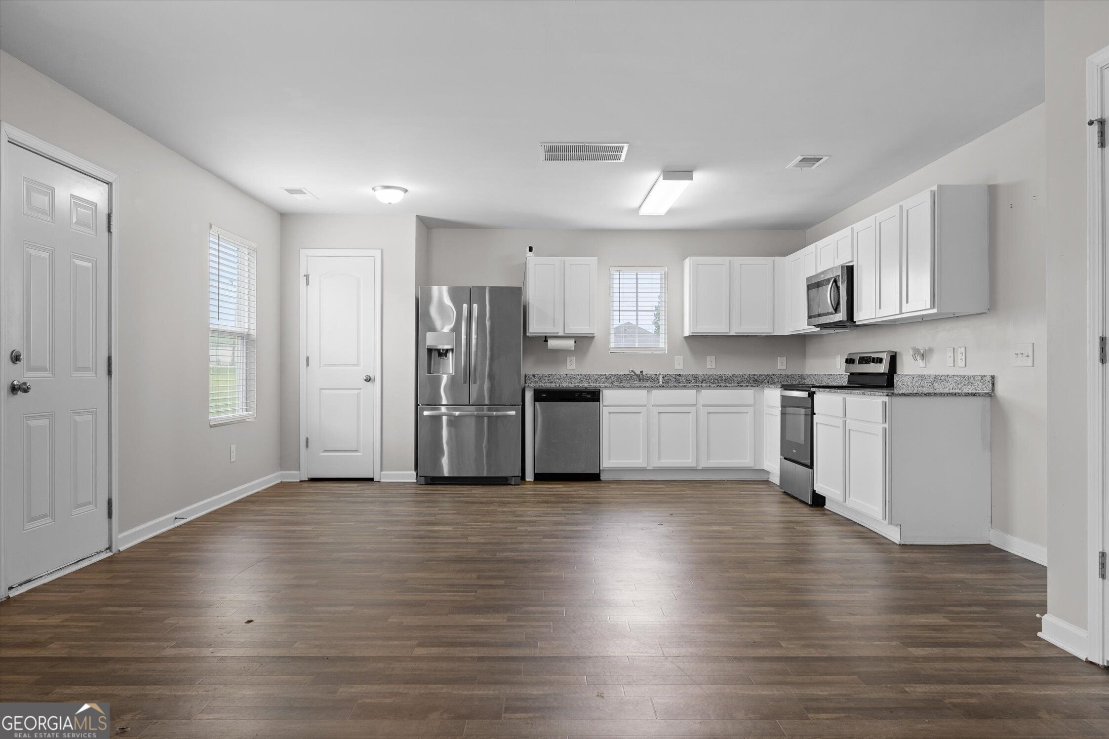Residential in Chatsworth 4
