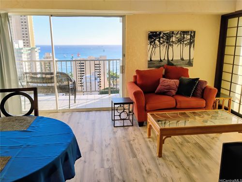 apt-2102-2440 Kuhio Ave, Honolulu, HI, 96815-3353 | Card Image