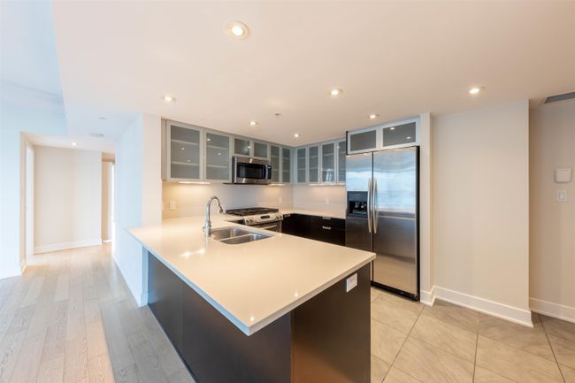 1704 - 1205 W Hastings Street, Condo with 2 bedrooms, 2 bathrooms and 2 parking in Vancouver BC | Image 9