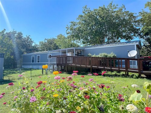 105 Singleton Dr, Spicewood, TX, 78669-9101 | Card Image