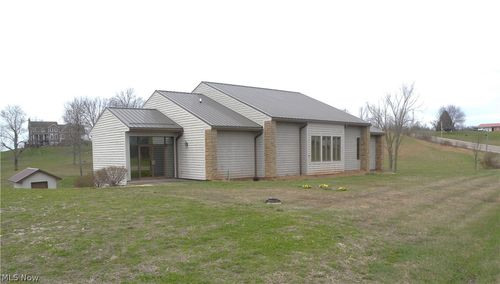 1777 State Route 83, Beverly, OH, 45715-9305 | Card Image