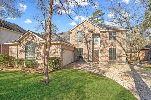 39 W Prairie Dawn Cir, The Woodlands, TX, 77385-3584 | Card Image